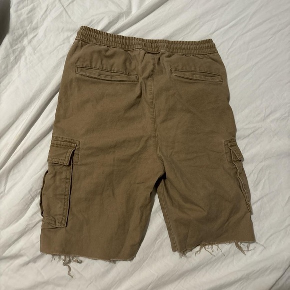Custom Frayed “Faded Hearts”Cargo Shorts Mens small. - Picture 2 of 2